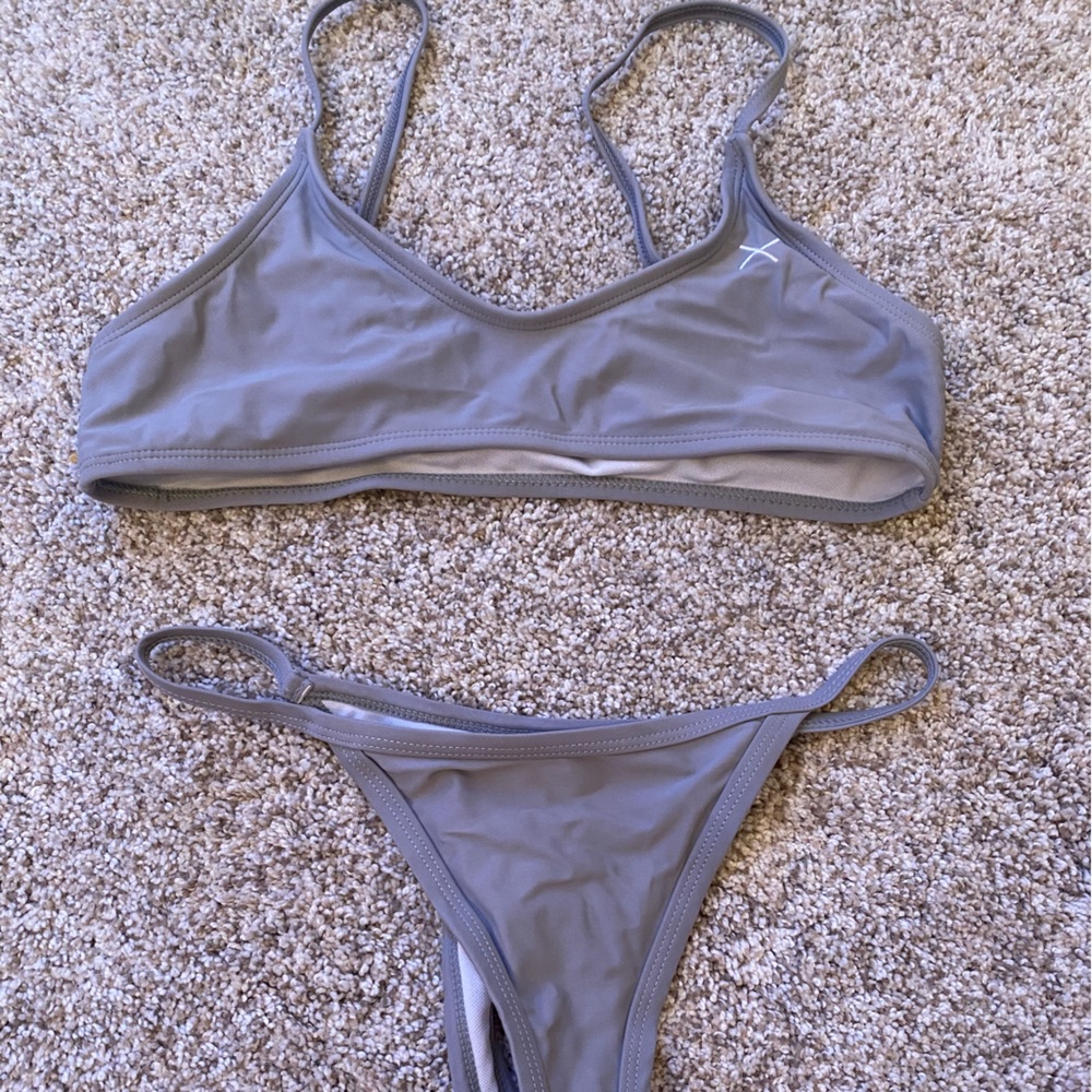 Boutine LA grey bikini set